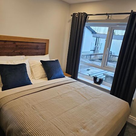 B53 Accommodation เมย์นูท ภายนอก รูปภาพ