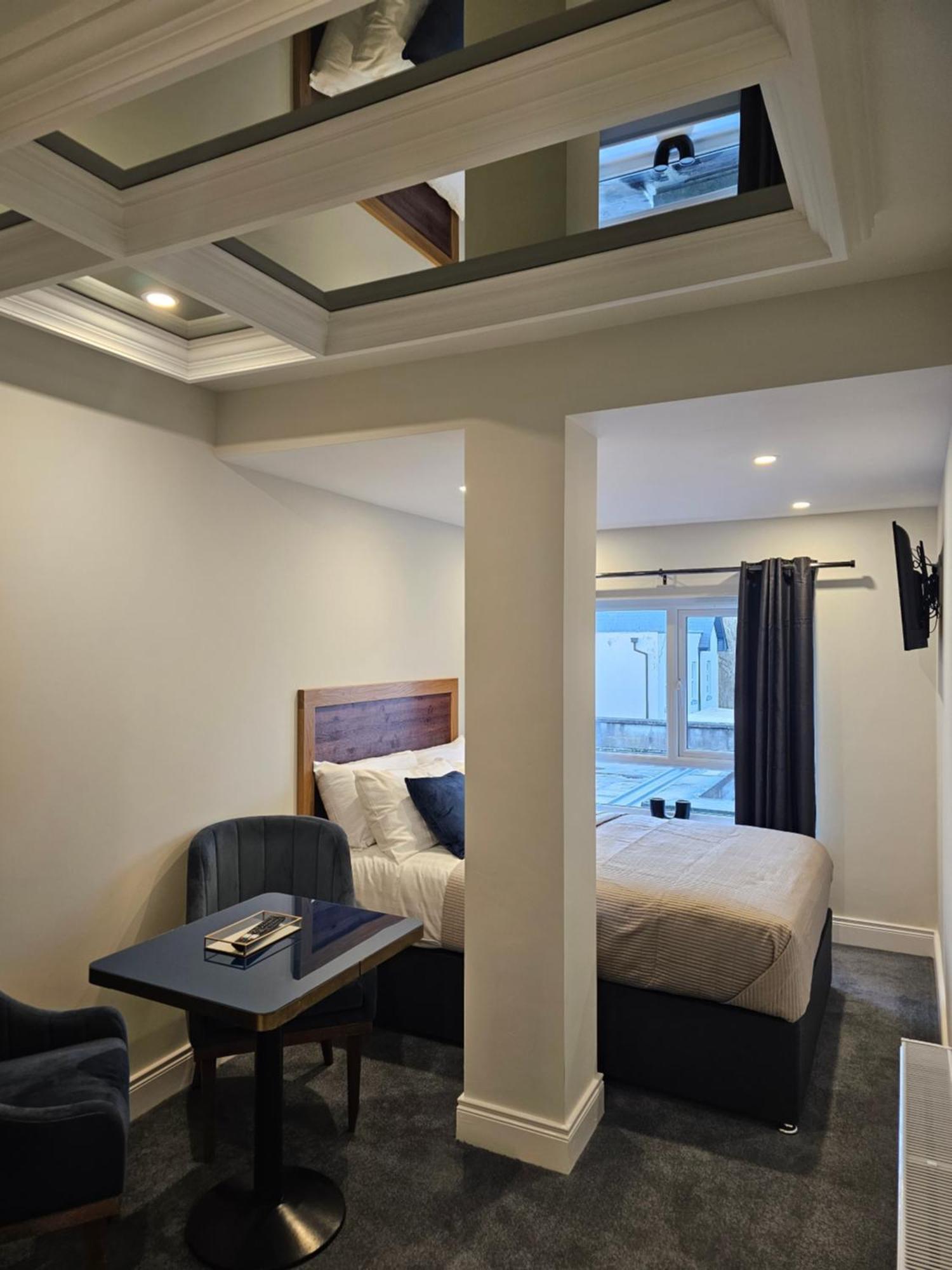 B53 Accommodation เมย์นูท ภายนอก รูปภาพ
